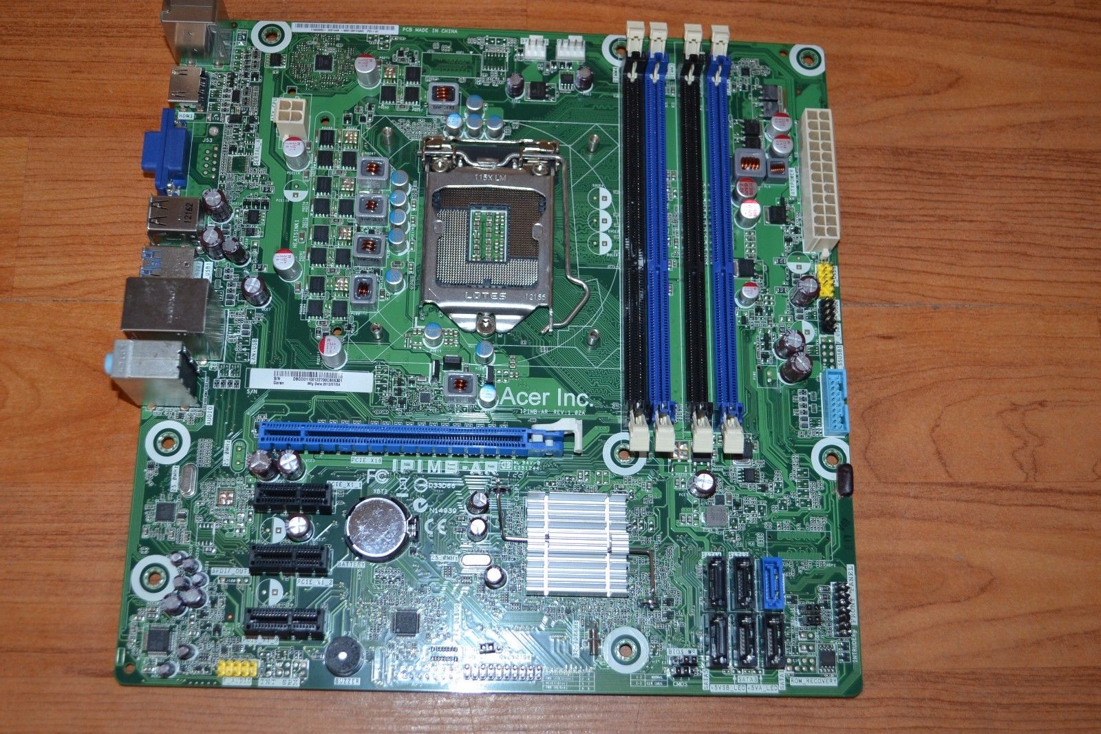 Acer Inc. M1935 M3985 Intel Motherboard IPIMB-AR Rev:1.02A DB.SM - Click Image to Close
